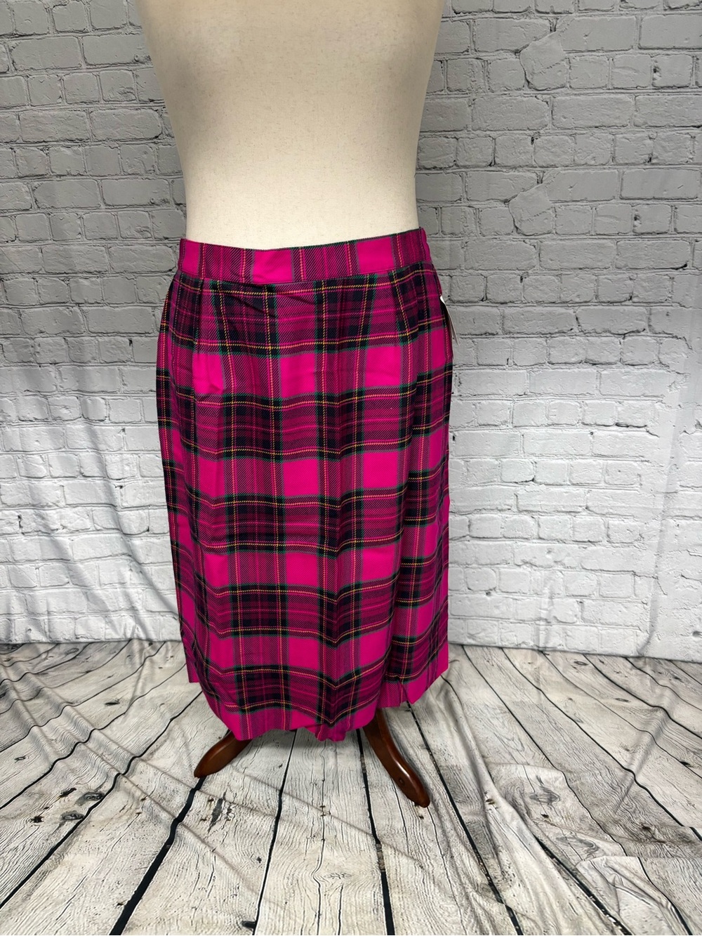 *NEW* Women’s Jones New York Crown Jewels 100% Wool Plaid Skirt - Size 20W